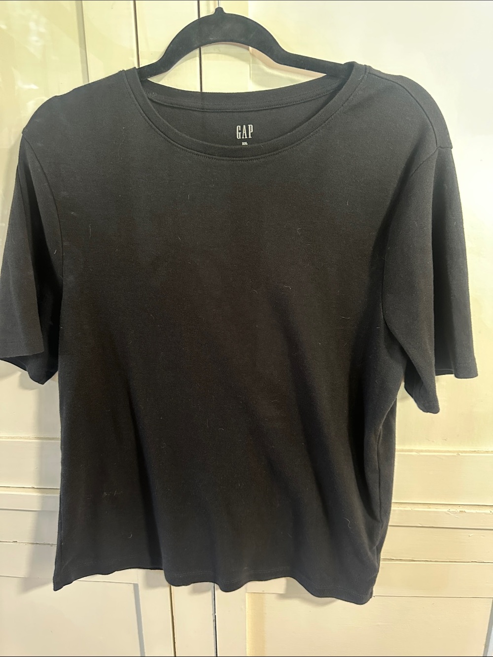GAP Black Short Sleeve Crewneck Tee